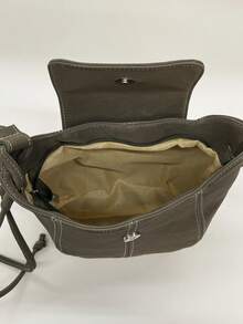 Túi đeo vai mini dáng xô màu trơn mới cho mùa Thu Đông, không kèm phụ kiện treo, kiểu dáng cổ điển và đa năng, có thể điều chỉnh kích thước, phù hợp cho mua sắm, đựng ví, dành cho phụ nữ trẻ, sinh viên đại học, người mới vào nghề và nhân viên văn phòng. Rất thích hợp cho văn phòng, trường đại học, công việc, kinh doanh, đi làm, hoạt động ngoài trời, du lịch và dã ngoại. - màu xanh lá - Xem 8