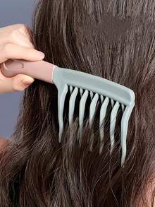 2pcs Wide-Tooth Comb, Suitable For Long Curly And Voluminous Hair - Fashionable Black And Light Blue Combs With ABS Handles, Great For Styling Curly Hair And Home Massage, Ideal Holiday Gift For Friends, Elegant Hair Brush, Stylish Hair Care, Suitable For Curly, Wavy And Voluminous Hairstyles, 1 Pair - Multicolor - View 4