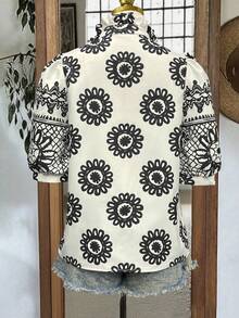 Women's Loose Fit Sunflower Print Petal Sleeve Blouse, Spring/Summer - Black and White - View 5