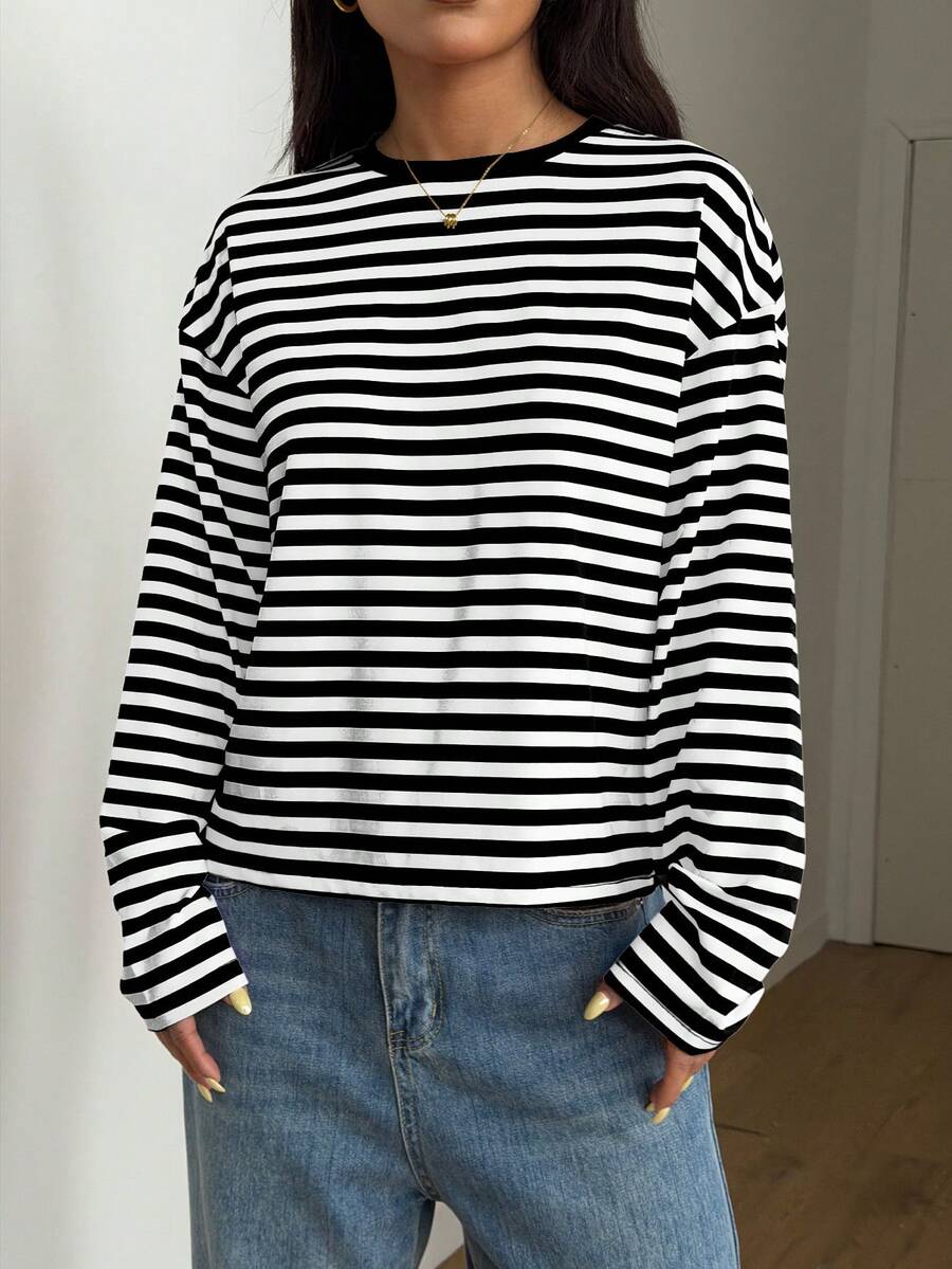 SOLTRB 女士休闲韩版宽松条纹撞色滚边T恤，日常穿着 - 藏蓝色 - 查看 1