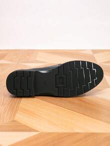 Women's Loafers, Round Toe Fringe Flat Loafers, Outdoor Retro Women's Shoes, Flat Brogues, Women's Shoes, Women's Casual Shoes, Black Shoes - Black - View 8