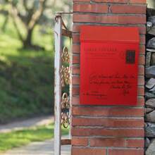 Large Wall Mounted Metal Mail Box Lockable-Letter Post Outdoor With 2 Keys - Red - View 4