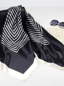 Women's Scarf With Elegant Geometric Print And Satin Finish, 90cm X 90cm - 黑色 - 查看 5