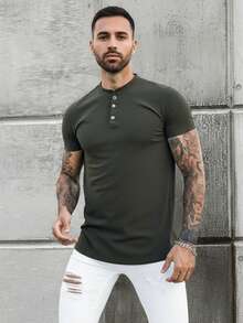 Playera Henley para Hombre de Estilo Casual y Urbano con Diseño de Botones Frontales, Corte Slim Fit que Resalta la Figura Masculina, Ideal para Looks Modernos, Juveniles y Versátiles, Perfecta para Combinar con Jeans, Joggers o Pantalones Casual, Prenda Básica e Imprescindible para el Día a Día, Estilo Minimalista y Atemporal para Primavera, Verano, Otoño e Invierno, Apta para Oficina, Citas, Salidas con Amigos, Vacaciones o Uso Diario, Streetwear y Estilo Relajado para Hombres que Buscan Comodidad sin Perder Estilo, Moda Masculina Actualizada para Toda Ocasión  Liso  Casual-Básico  Algodón    Playera Henley      Primavera - Verano - Negro - Ver 5