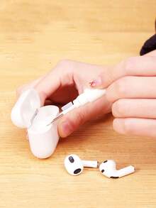 1pc 3-In-1 Earphone Cleaning Pen; Integrated Brush And Wipe; Can Clean Wireless Earphone Charging Case And Earphones Of Dust And Stains; Suitable For Daily Commute And Office Scenarios, Bluetooth Earphone Cleaning Pen, Duster Tool, Earphone And Phone Cleaning Brush. - Multicolor - View 5