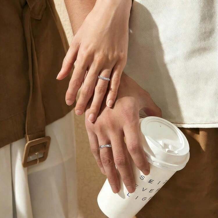 2枚优雅银色不锈钢可调节情侣戒指，新娘订婚承诺戒指 - 1 - 查看 2