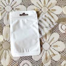 柔软硅胶睫毛提升垫，可重复使用，有效防止睫毛从提升垫上滑落。牢牢固定睫毛，达到最佳睫毛提升效果。多种颜色可选，适合个人DIY和美睫沙龙使用。 - 彩色 - 查看 7