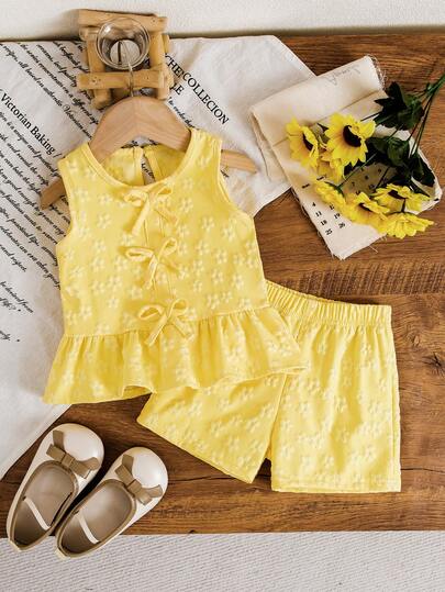 2pcs/Set Baby Girls Summer New Bowknot Strap Floral Textured Round Neck Solid Color Vest And Shorts Casual Fashion Outfit