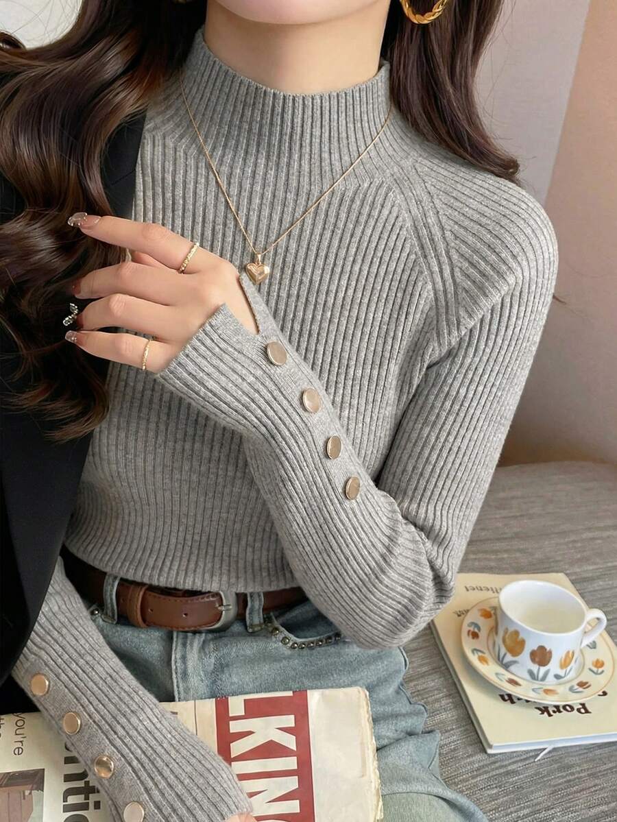 女士卡其色高领毛衣，金属纽扣装饰，保暖针织上衣，适合叠穿，通勤和日常穿着，秋冬季 - 花灰色 - 查看 1