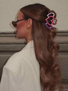 1pc Minimalist Hollow Heart Shaped Large Hair Claw Clip, Women Casual Sweet Style Hair Accessory Women Hair Accessories Fashion Hair Clips - Multicolor - View 6