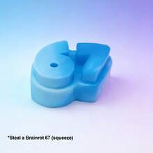 Steal A Brainrot 67（挤压），一款减压挤压玩具，一款流行的 67 麦芽糖挤压玩具，一款减压玩具，节日礼物，生日礼物，新年礼物，情人节礼物。 - 彩色 - 查看 9