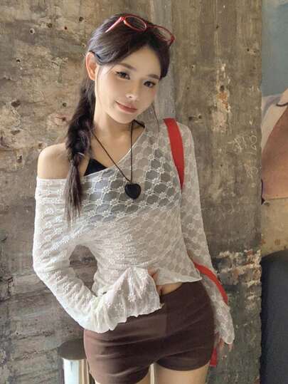 女士花卉网纱长袖透视设计T恤