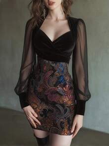 Women's Elegant Sweetheart Neck Bodycon Dress With Contrast Mesh Bishop Sleeves And Vintage Paisley Print Short Skirt, Sexy Wrap Detail For Party Evenings - 黑色 - 查看 2