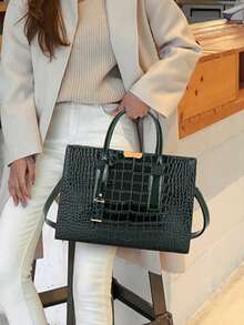 1pc Women's PU Leather Square Bag Shoulder Bag Tote Bag Handbag With Adjustable Strap Scratch Resistant And Wear-Resistant Pouch For Passport Money ID Card Credit Card Lightweight For Commute/Commuting Suitable For Shopping, Commuting, Work, Dating, Shopping, Daily Travel Fashion Solid Color - Black - View 1