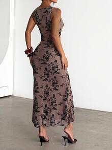 Vestido de Verão Onicee, Cor Marrom Adequado para o Dia dos Namorados, Cor Vermelha Adequada para o Natal, Vestido Elegante com Decote em V, Sem Mangas, Estampa Floral, Adequado para o Dia dos Namorados, Encontros, Reuniões, Festas, Viagens, Férias, Praia e Outras Ocasiões - Castanho - Visão 5