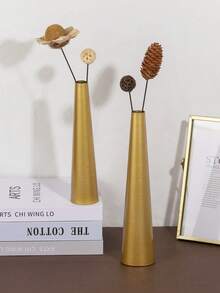 1件/套金色锥形花瓶。简约奢华的金属花瓶。光滑的锥形瓶身。适用于家居装饰、客厅置物架、餐桌摆设、高端主题派对、样板间软装、高端民宿等。 - 彩色 - 查看 3