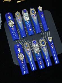 CrystalHola 10 móng giả thủ công, đầu móng dán, móng nhọn kiểu Pháp, miếng dán móng acrylic, dụng cụ làm móng nghệ thuật, móng hình quan tài siêu dài, móng đính đá xanh, móng lấp lánh cho lễ hội, móng dễ thương, phong cách Y2K, tự làm, thích hợp cho các lễ hội âm nhạc và tiệc tùng, sử dụng hàng ngày, món quà tuyệt vời cho các cô gái và phụ nữ, móng giả dán thủ công cho năm mới. - Nhiều màu - Xem 14