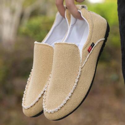 Mocasines casuales talla grande 48 para hombres, zapatos holgados y transpirables de slip-on, versátiles de tela de lino de corte bajo y ligeros para uso diario, primavera