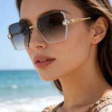 1副女士时尚眼镜，优雅街头风 - 灰色 - 查看 4