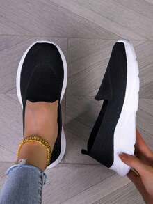 Women's Knitted Elastic Slip-On Casual Sneakers, Minimalist Versatile Lightweight Comfortable Soft-Sole Sock Shoes, Mesh Breathable Non-Slip Running Shoes - Black - View 2