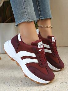 时尚百搭撞色厚底休闲运动鞋，条纹拼接设计，适合休闲、复古、职场、日常穿着、约会、度假等场合。 - 酒紅色 - 查看 5