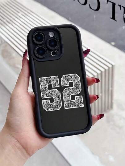 时尚、流行、个性化蕾丝图案52号字体图案设计主题奢华防震美观可爱手机壳，触感柔软，极致抓握，防水耐用，防污，带摄像头保护的边框保护套，兼容 17/17Pro/17Pro Max、16、15、14、13、12、11 Plus/Pro Max及系列，兼容Galaxy S/A系列，复活节、圣诞节、万圣节礼物/生日礼物，送给女朋友、男朋友、朋友或自己。