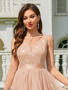 MIUSOL Deep V-Neck Sequin Lace Contrast Mesh Ruffle Hem Cocktail Dress, Summer Women's Apparel, Shiny Party Dress, Suitable For Birthday Party, Graduation Ceremony, Dinner Party And Other Occasions - Champagne - View 10