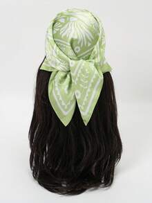 1pc Bandana Scarf With Abstract Leaf Print, Versatile Shawl/Headband/Neck Scarf For Women - Multicolor - View 1