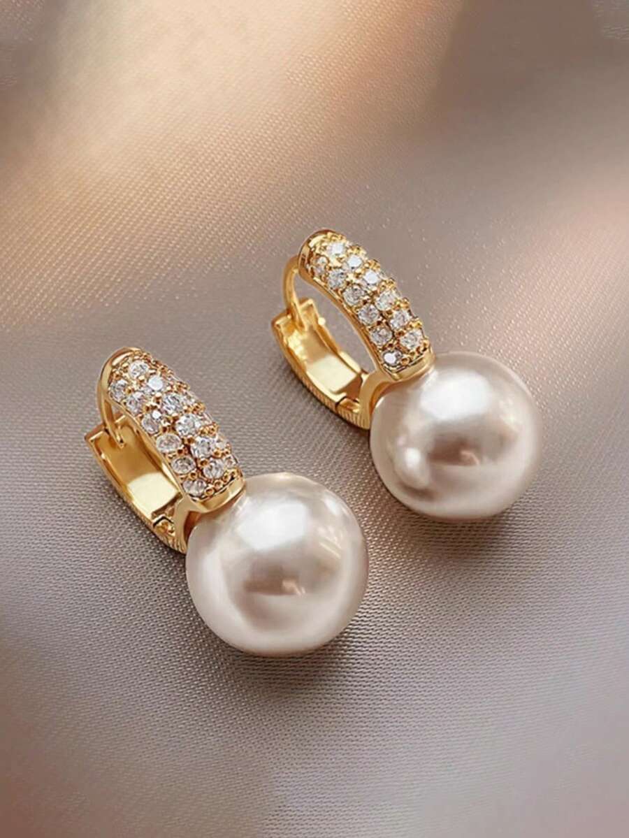 1 Pair Fashionable & Sweet OL Quality Pearl Personalized Earrings For Women - White - View 1