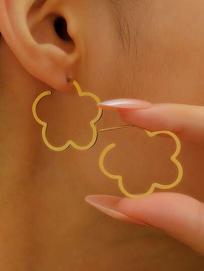 1 Pair Stainless Steel Cloud & Butterfly Design Earrings, Simple Casual Elegant High-End Elegant, Suitable Gift For Friends, Everyday, Party, Wedding Wear For Women