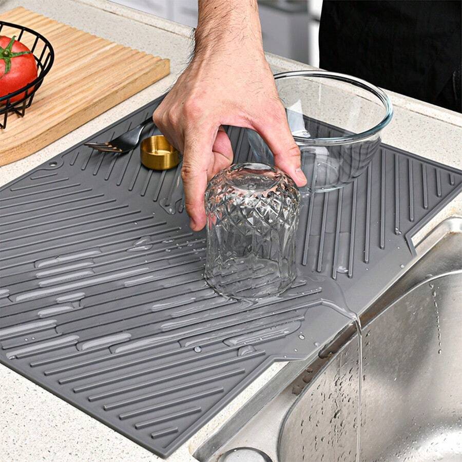 Silicone Drying Mat - A Mat With Anti-Slip Design And Drainage Holes That Can Quickly Dry Pots, Bowls, Utensils. This Durable Countertop Protective Mat Is A Must-Have For The Kitchen, Long-Lasting And Durable. - Multicolor - View 1