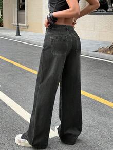 Women's Loose-Fit Straight Boyfriend Jeans With Vintage Look - Black - View 4