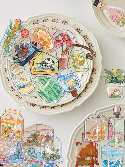 50张透明可爱图案贴纸，PET材质，卡通趣味自粘贴纸，非常适合用于吉他、滑板、剪贴簿、水瓶、笔记本电脑、派对和节日礼物装饰。