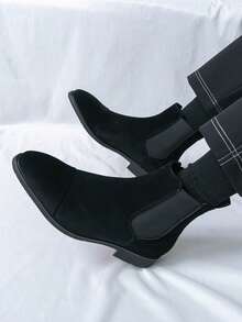 Giày bốt Chelsea nam đế đỏ, giày lười mũi nhọn, bốt cổ ngắn, bốt công sở kiểu Âu & Mỹ, bốt da công sở, giày lười cao cổ, bốt cao cổ da lộn màu đỏ, bốt xe máy cổ điển màu đen/nâu, giày cao cổ nam thời trang đơn giản, bốt cao bồi cổ điển phù hợp cho đi bộ đường dài và lái xe, giày công sở đế mờ, giày nam cỡ lớn 38-47 thoáng khí, nhẹ, chống trơn trượt, phù hợp mọi mùa, bốt xe máy, bốt cổ ngắn công sở. - màu đen - Xem 7