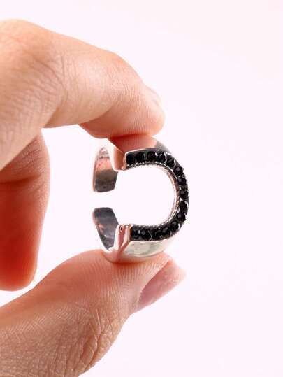 1枚时尚优雅独特设计精致小巧百搭黑色水晶银色马蹄形幸运戒指，男女皆宜，适合日常、节日、派对、送礼、配饰