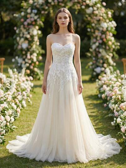 Älskling Spetsbroderad Lång Bröllopsklänning För Utomhusbröllopsceremoni