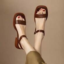 Sandalias vintage francesas de tacón bajo para mujer, estilo romano informal, con tiras y punta abierta, sencillas y cómodas, con suela plana. - Marrón - Ver 1