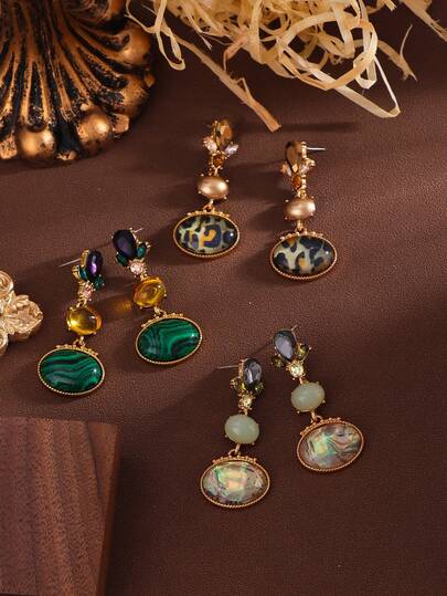 1 Pair Vintage Metal Stone Oval Floral Fashion Earrings, Versatile For Daily Wear