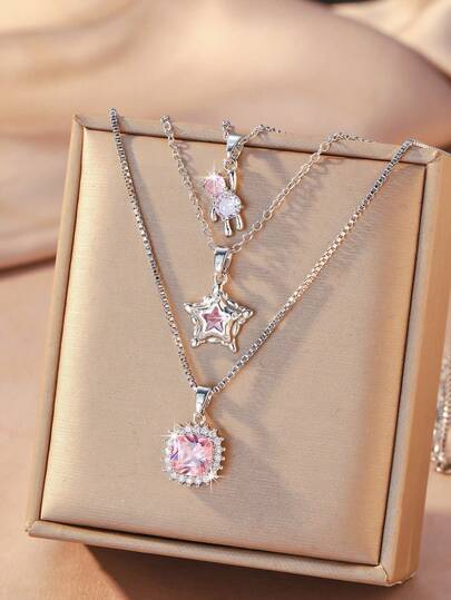 3pcs/Set Soft & Cute Stacking Zirconia Necklace Set - Pink Zirconia Bear Pendant + Pink Star Zirconia Pendant + Pink Square Zirconia Pendant, French Soft & Sweet Date Style, Suitable For Couples Afternoon Tea, Casual Daily Layering, Delicate Street Accessory, Niche Sweet Elements, Brightening Collarbone Chain Necklace Set