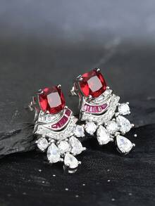 1只S925银渐变扇形奢华复古宫廷风耳环，镶嵌实验室培育红宝石，适合出席高端晚宴和派对，是送给朋友和女友的绝佳礼物。 - 銀色 - 查看 4