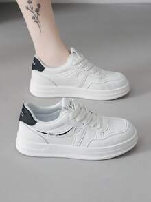1 Pair Women's White Sneakers, New Spring/Autumn Casual Simple Thick Sole Flat Shoes - White and Black - View 5