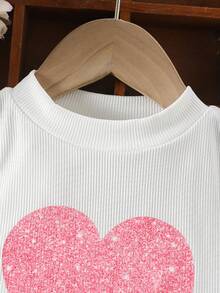 2件套女童2026夏季时尚爱心印花翻领无袖白色背心和蝴蝶爱心口袋蓝色牛仔及膝裙套装 - 白色 - 查看 2