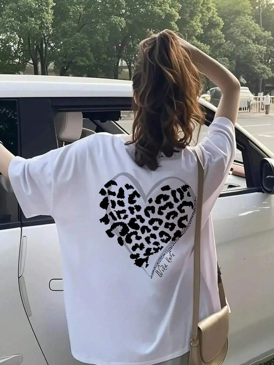 Women's Casual Round Neck Loose Fit Heart & Leopard Print Letter Graphic Short Sleeve T-Shirt, Spring/Summer White - White - View 1