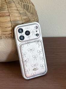 简约银色领结手机壳，兼容 17、17 Pro Max、新款16；防摔保护壳，兼容 15；硅胶材质，全包式摄像头按键保护壳，专为女性打造的高端质感。 - 銀色 - 查看 5