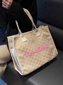 定制个性化姓名复古牛角纽扣毛绒手提包，韩版ins风仿羊羔绒手提包，小众个性化女士手提包，新款时尚大容量手提包，休闲通勤手提包，复古牛角纽扣毛绒手提篮包，适合购物、通勤、度假、旅行，可作为礼物送给家人、朋友、姐妹、母亲。 - 彩色 - 查看 6