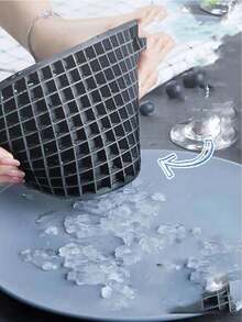 This Compact Square Silicone Ice Cube Tray (160 Cavities) Has Excellent Cold Resistance And Durability. It Is Suitable For Making Ice Cubes And Puddings, Convenient For Use At Home, Bars, And Other Places. Keywords: Ice Cubes, Ice Tray, Ice Mold, New Year, Home Goods, Kitchen, Personalized Gifts. - Multicolor - View 8