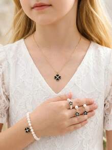 5入組女孩花朵＆珍珠項鍊、耳環、戒指、手鍊套裝