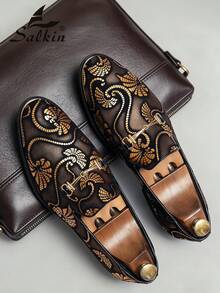 奢华浪漫设计师男士乐福鞋，一脚蹬设计，波西米亚风花卉图案，金属搭扣装饰，英伦风休闲鞋，绅士商务社交鞋，男士日常办公派对婚礼鞋，情侣约会，浪漫晚餐，节日礼物，返校学生鞋，四季皆宜，建议选大一码 - 金色 - 查看 3