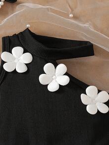 Baby Girl Fashionable Casual Cute Set, 3D Flower Half Shoulder Stylish Camisole + Pleated Mini Skirt - Black - View 3
