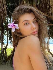 Set de 6 pinzas para el cabello con flores grandes, adecuadas para mujeres, estilo tropical hawaiano con flores artificiales de gerbera margarita de colores, adecuadas para vacaciones de verano en la playa, fiesta luau, boda, día de San Valentín bohemio, accesorios para el cabello (rojo, amarillo, rosa, azul) - Multicolor - Ver 5